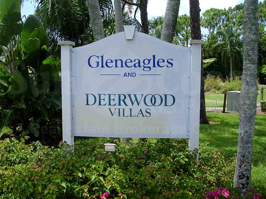 Deerwood Villas Signage